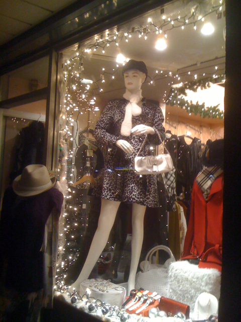 Bonne Chance in Larchmont Village