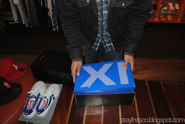 Nike Air Jordan XI Space Jam Retro